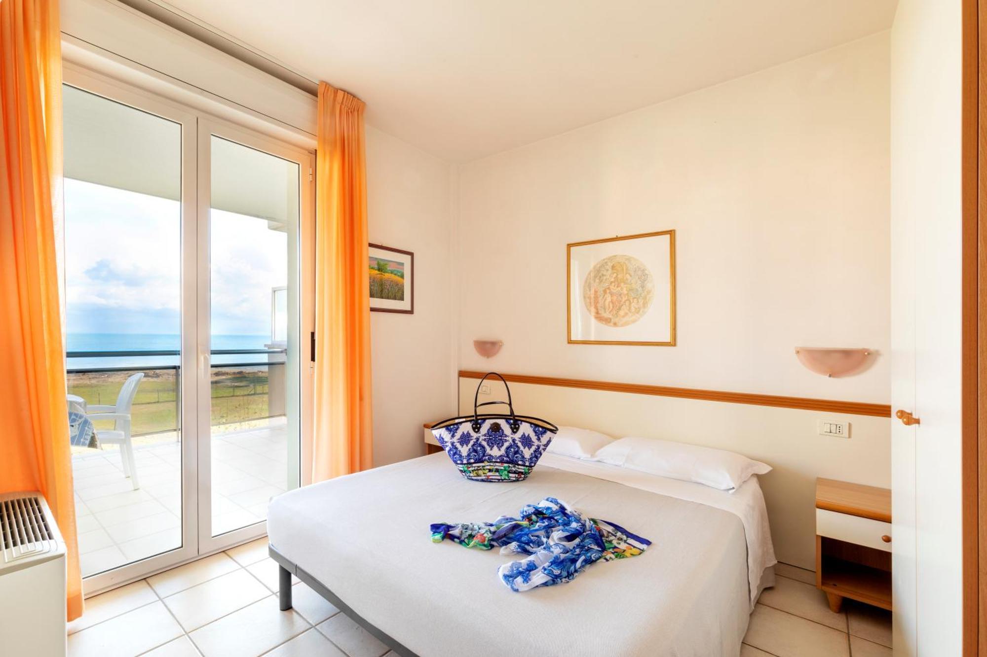 Residence Brezza Di Mare ซัน เบเนเดตโต เดล ตรอนโต ภายนอก รูปภาพ